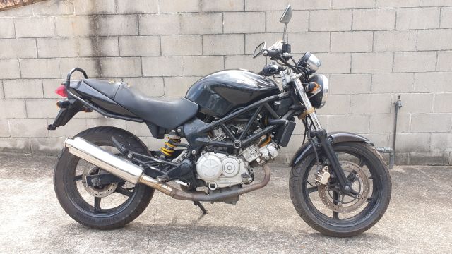Honda HONDA VTR250 2007 42605 kms